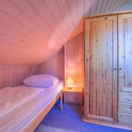 Holiday home Mirow In *